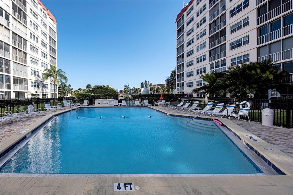 Activo con contrato: $224,000 (2 camas, 2 baños, 900 Pies cuadrados)
