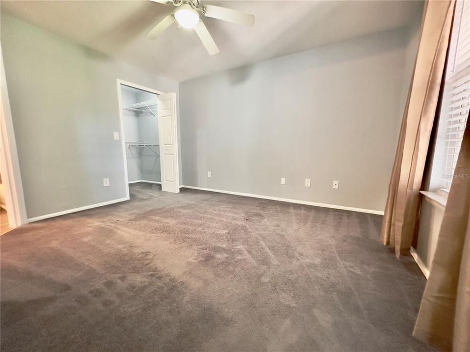 For Sale: $142,500 (1 beds, 0 baths, 732 Square Feet)