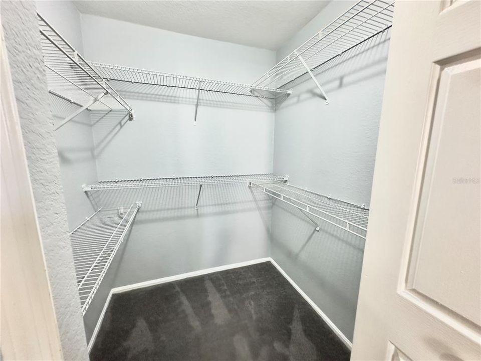 For Sale: $142,500 (1 beds, 0 baths, 732 Square Feet)