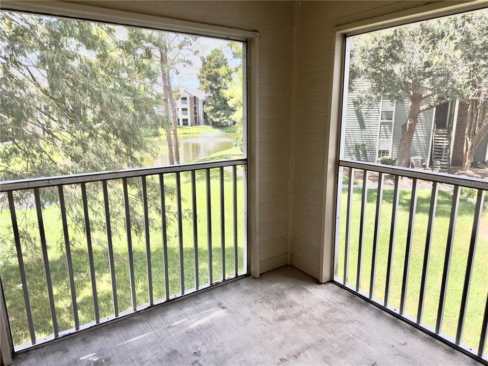 For Sale: $142,500 (1 beds, 0 baths, 732 Square Feet)