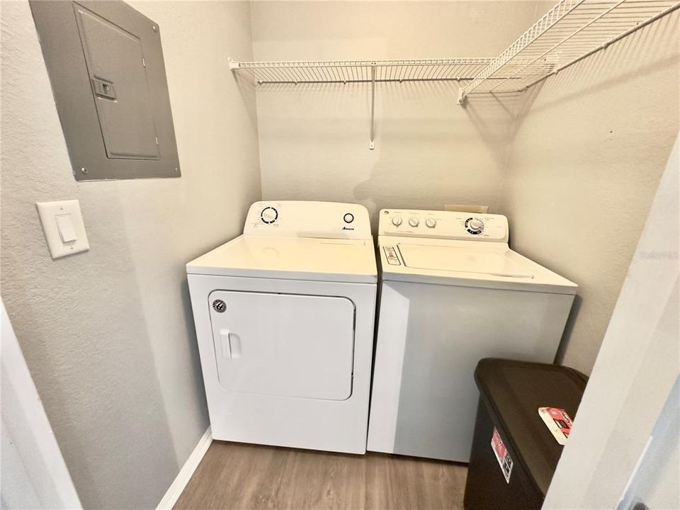 For Sale: $142,500 (1 beds, 0 baths, 732 Square Feet)