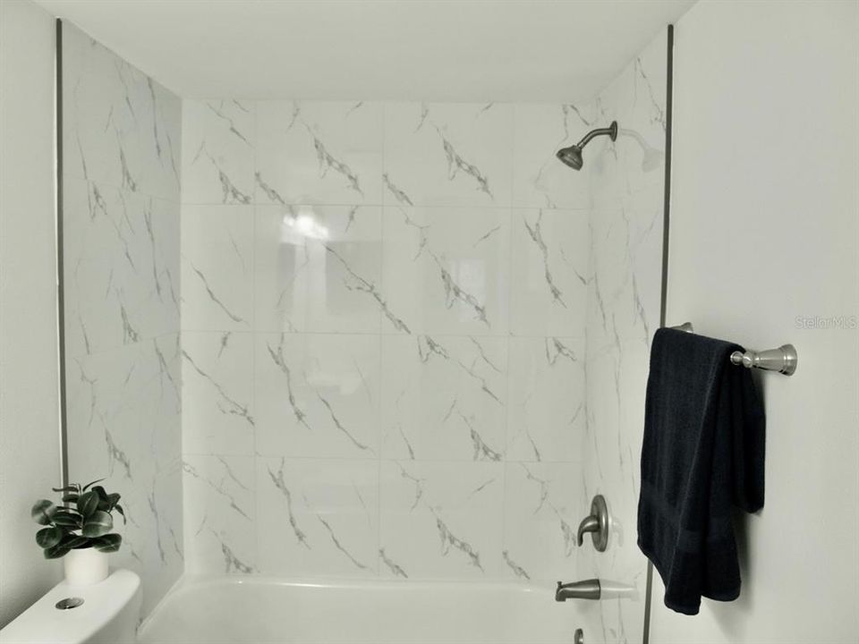 На продажу: $134,700 (1 спален, 1 ванн, 740 Квадратных фут)