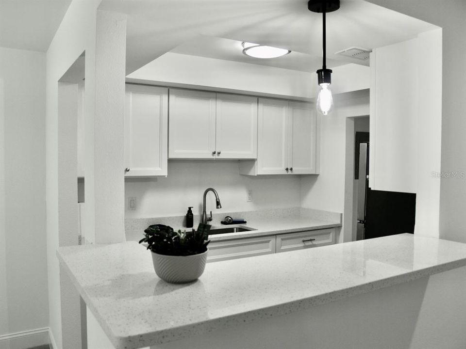 На продажу: $134,700 (1 спален, 1 ванн, 740 Квадратных фут)