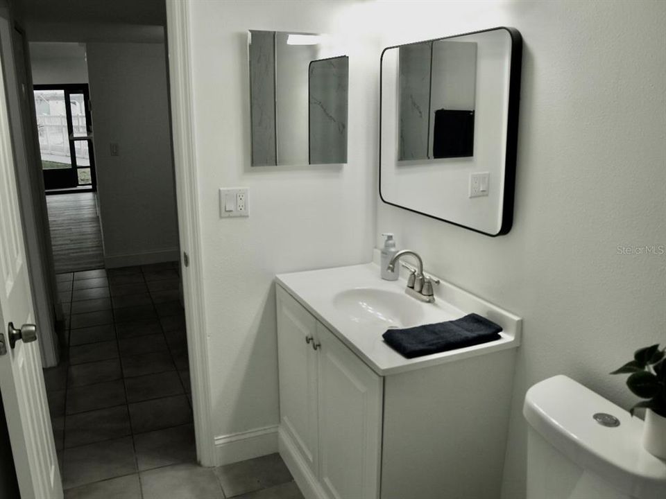 На продажу: $134,700 (1 спален, 1 ванн, 740 Квадратных фут)