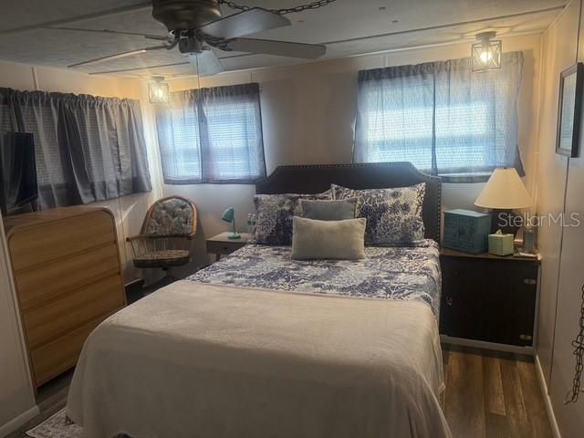 For Sale: $100,000 (3 beds, 1 baths, 829 Square Feet)