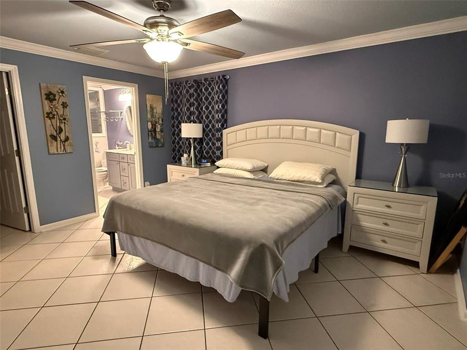 For Sale: $370,000 (3 beds, 2 baths, 1728 Square Feet)