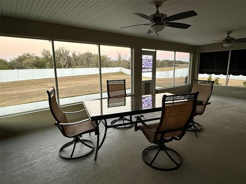 For Sale: $370,000 (3 beds, 2 baths, 1728 Square Feet)