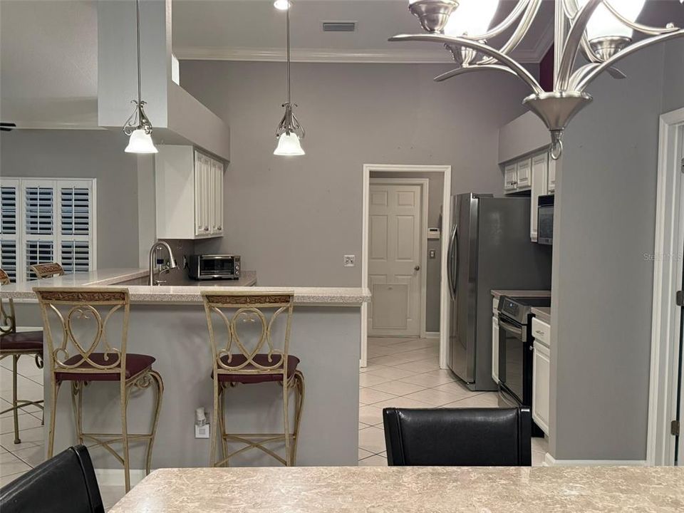 For Sale: $370,000 (3 beds, 2 baths, 1728 Square Feet)