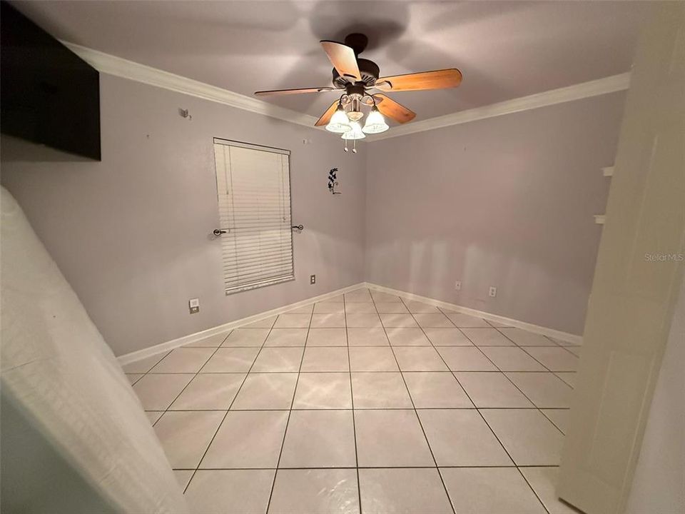 For Sale: $370,000 (3 beds, 2 baths, 1728 Square Feet)