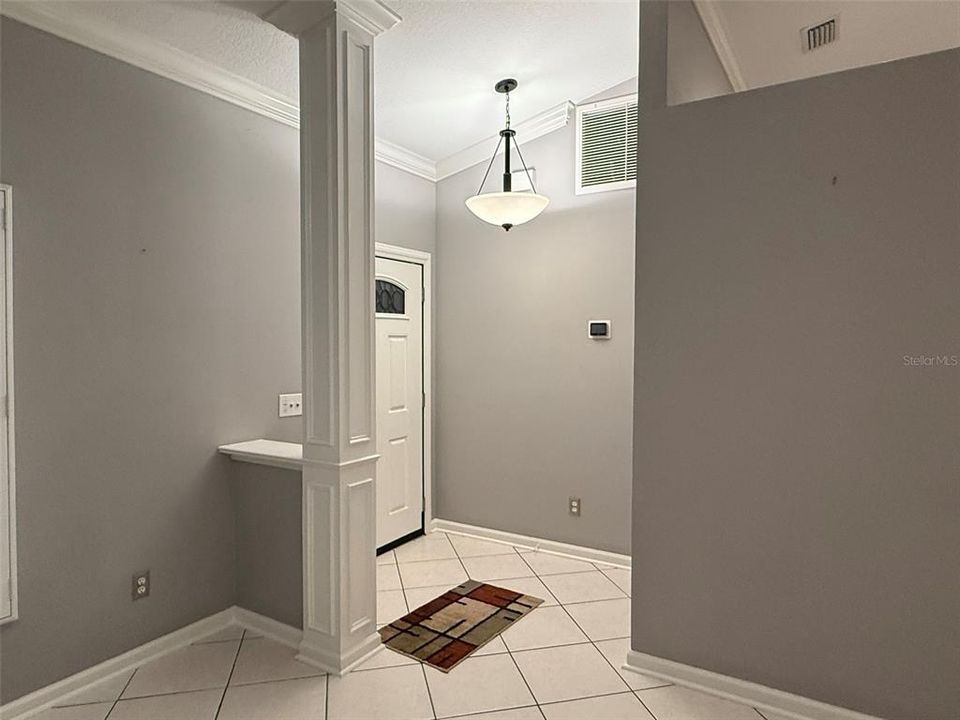 For Sale: $370,000 (3 beds, 2 baths, 1728 Square Feet)