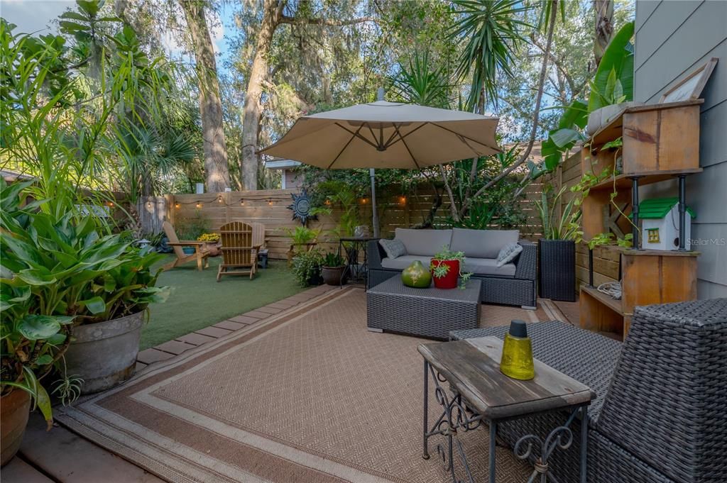 На продажу: $374,900 (2 спален, 1 ванн, 934 Квадратных фут)