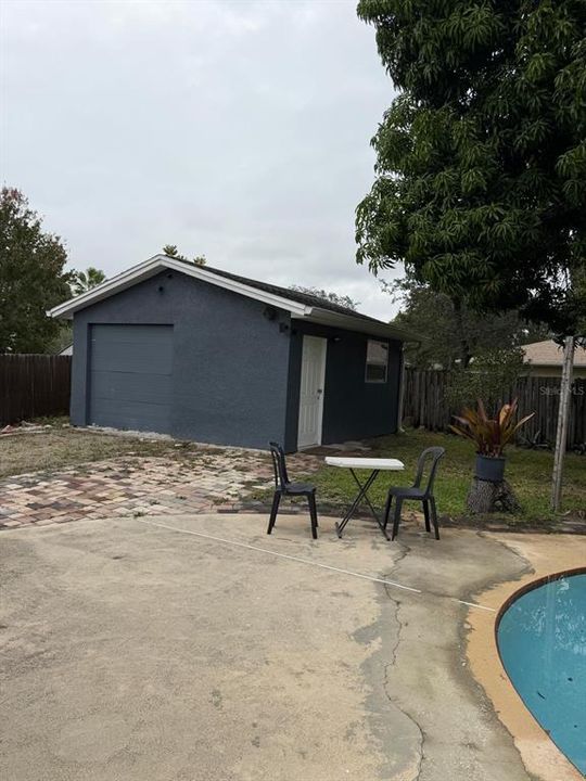 For Sale: $820,000 (5 beds, 3 baths, 2513 Square Feet)