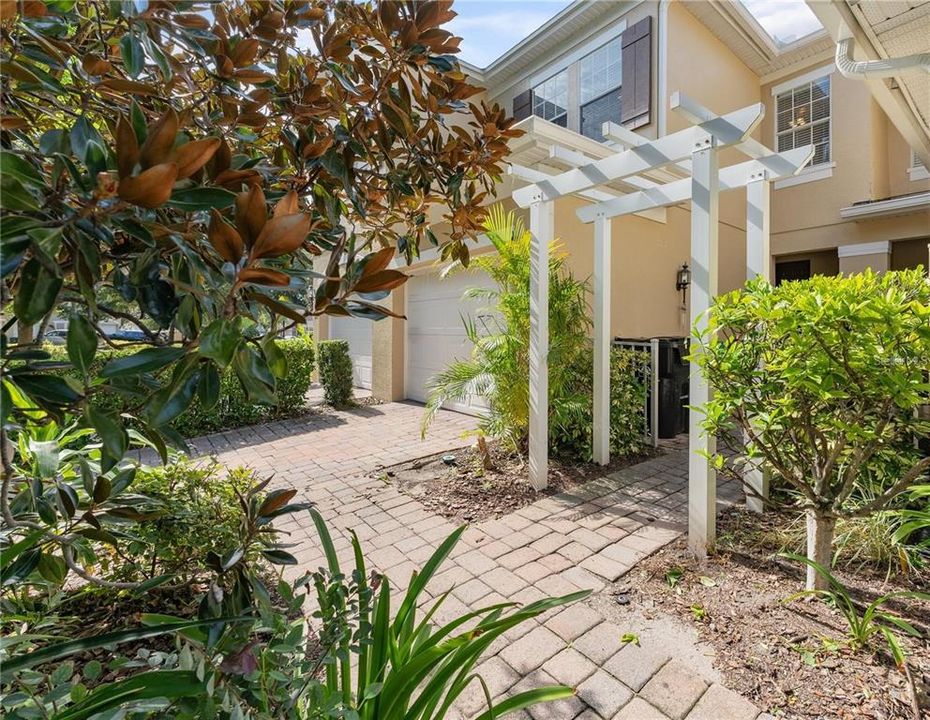 На продажу: $275,000 (3 спален, 2 ванн, 1695 Квадратных фут)