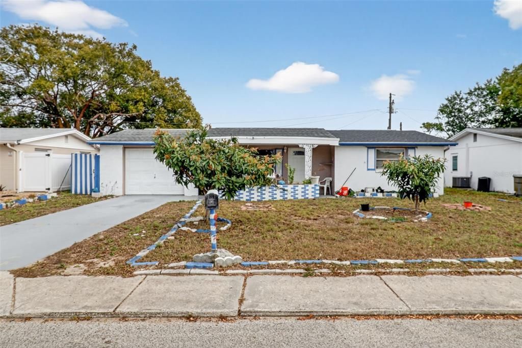 For Sale: $179,900 (2 beds, 2 baths, 1092 Square Feet)