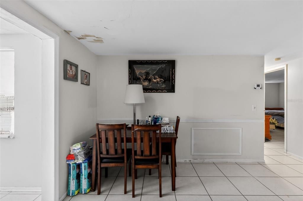 For Sale: $179,900 (2 beds, 2 baths, 1092 Square Feet)