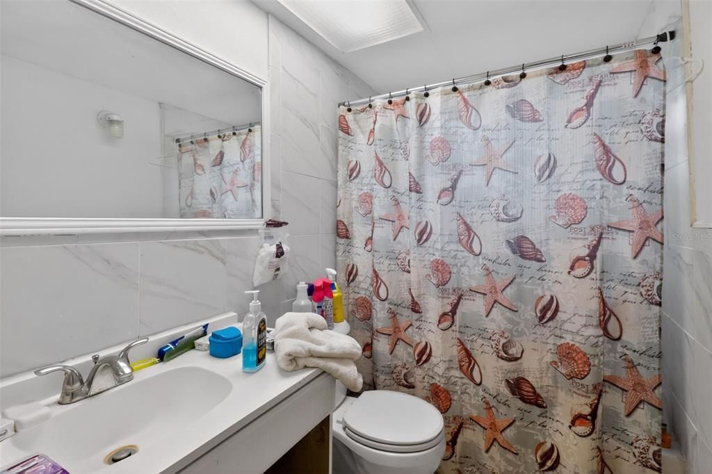 For Sale: $179,900 (2 beds, 2 baths, 1092 Square Feet)