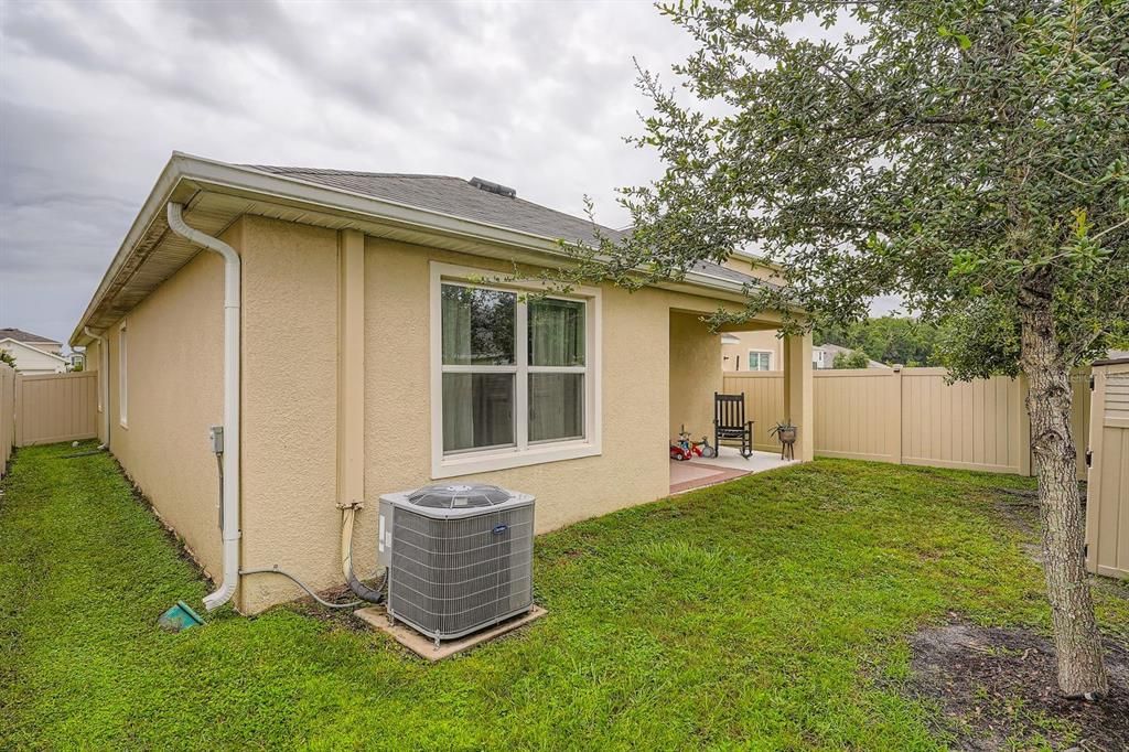 На продажу: $320,000 (3 спален, 2 ванн, 1516 Квадратных фут)