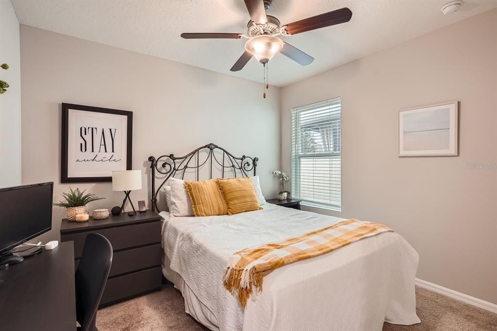 На продажу: $320,000 (3 спален, 2 ванн, 1516 Квадратных фут)