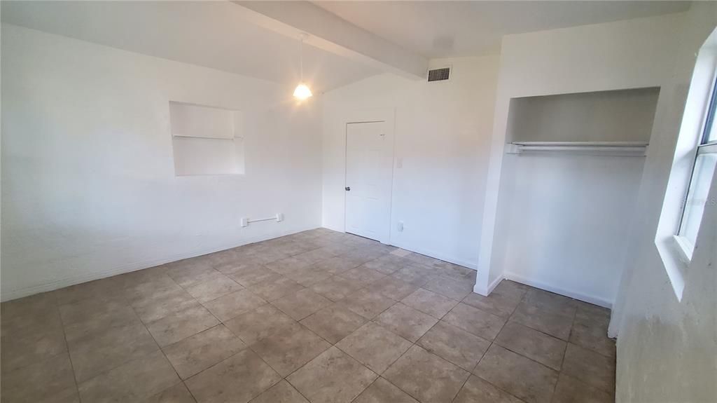 For Sale: $269,900 (4 beds, 2 baths, 1677 Square Feet)