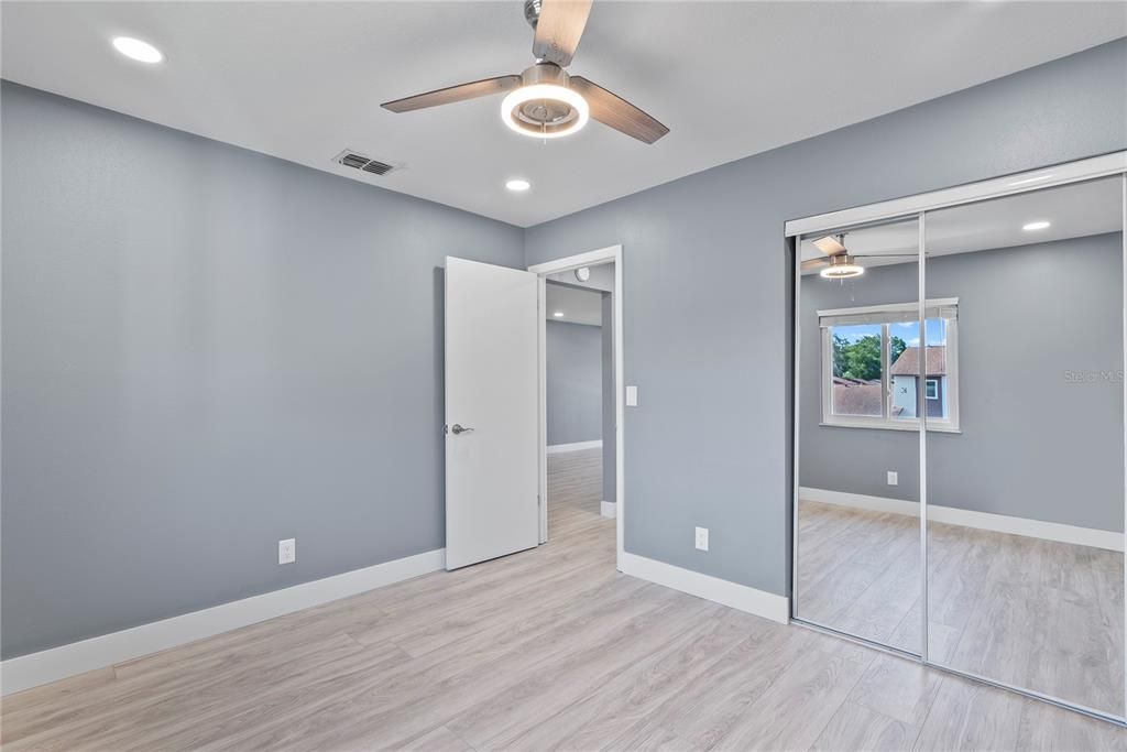 For Rent: $1,650 (2 beds, 2 baths, 864 Square Feet)