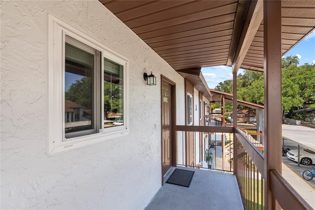 For Rent: $1,650 (2 beds, 2 baths, 864 Square Feet)