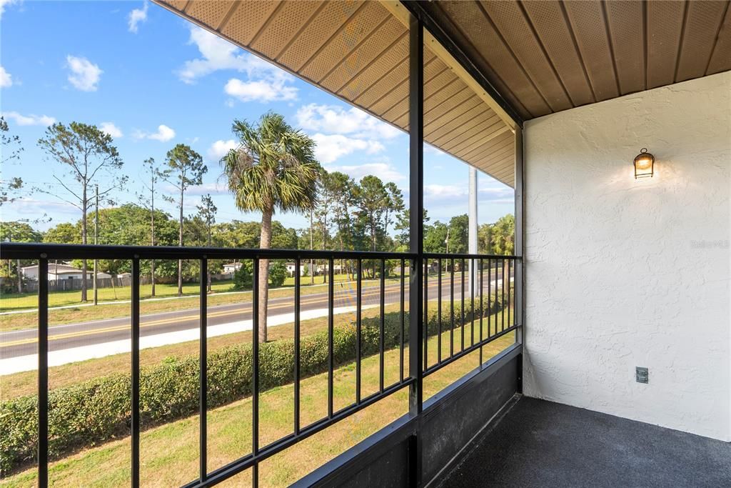 For Rent: $1,650 (2 beds, 2 baths, 864 Square Feet)