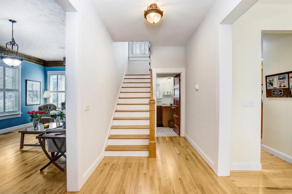 For Sale: $2,000,000 (3 beds, 2 baths, 2378 Square Feet)