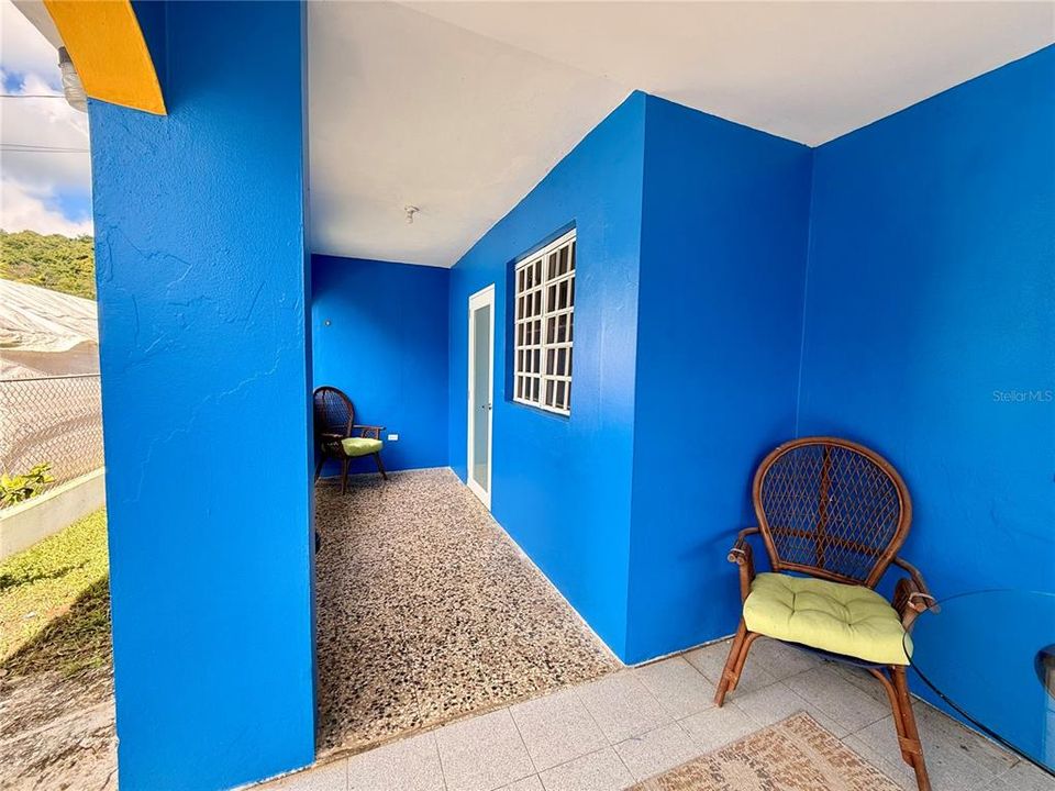 For Sale: $169,000 (3 beds, 2 baths, 1190 Square Feet)