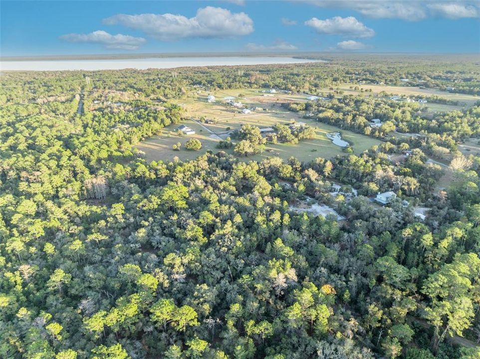 На продажу: $239,000 (3.57 acres)