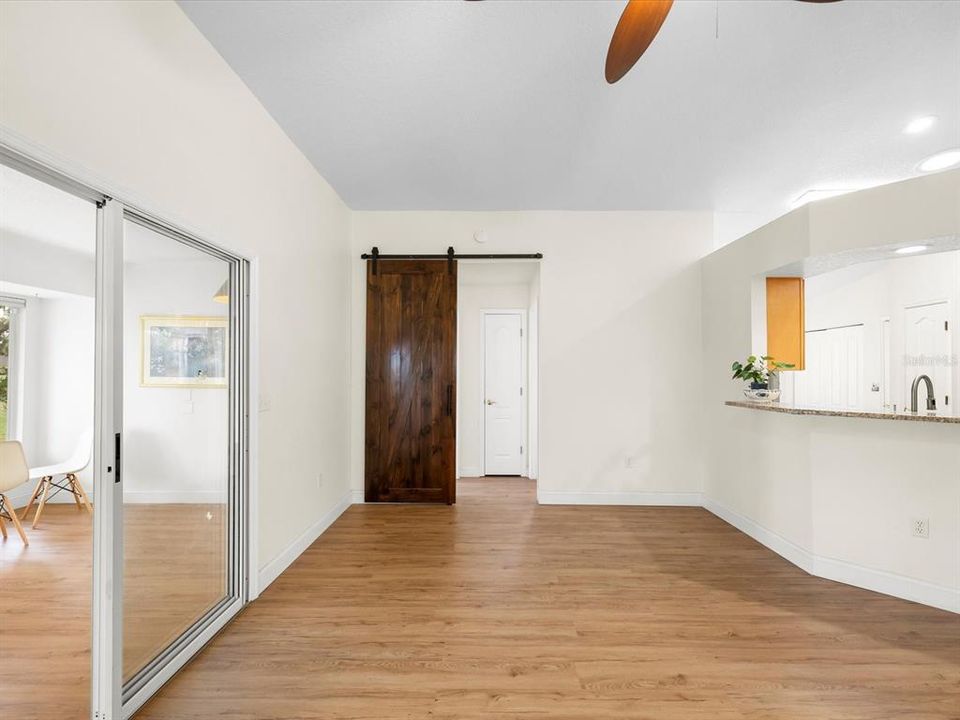 En Venta: $359,900 (2 camas, 2 baños, 1777 Pies cuadrados)