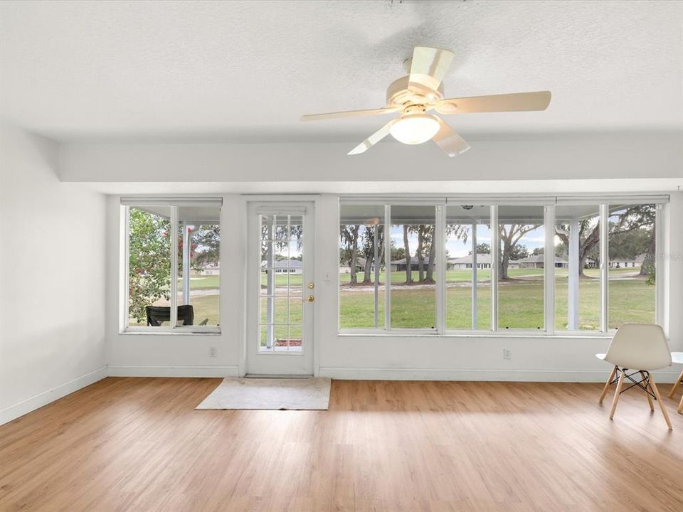 En Venta: $359,900 (2 camas, 2 baños, 1777 Pies cuadrados)