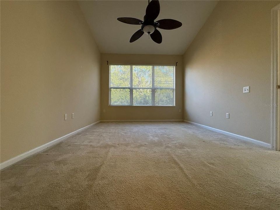 В аренду: $2,300 (3 спален, 2 ванн, 1797 Квадратных фут)