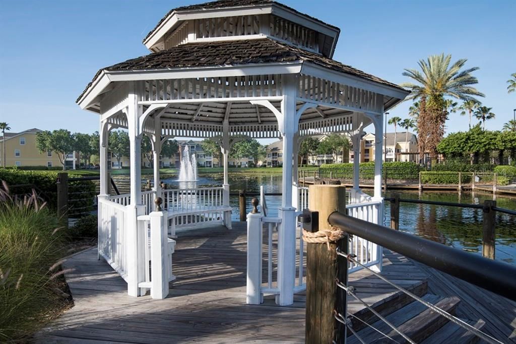 For Sale: $139,000 (1 beds, 0 baths, 669 Square Feet)