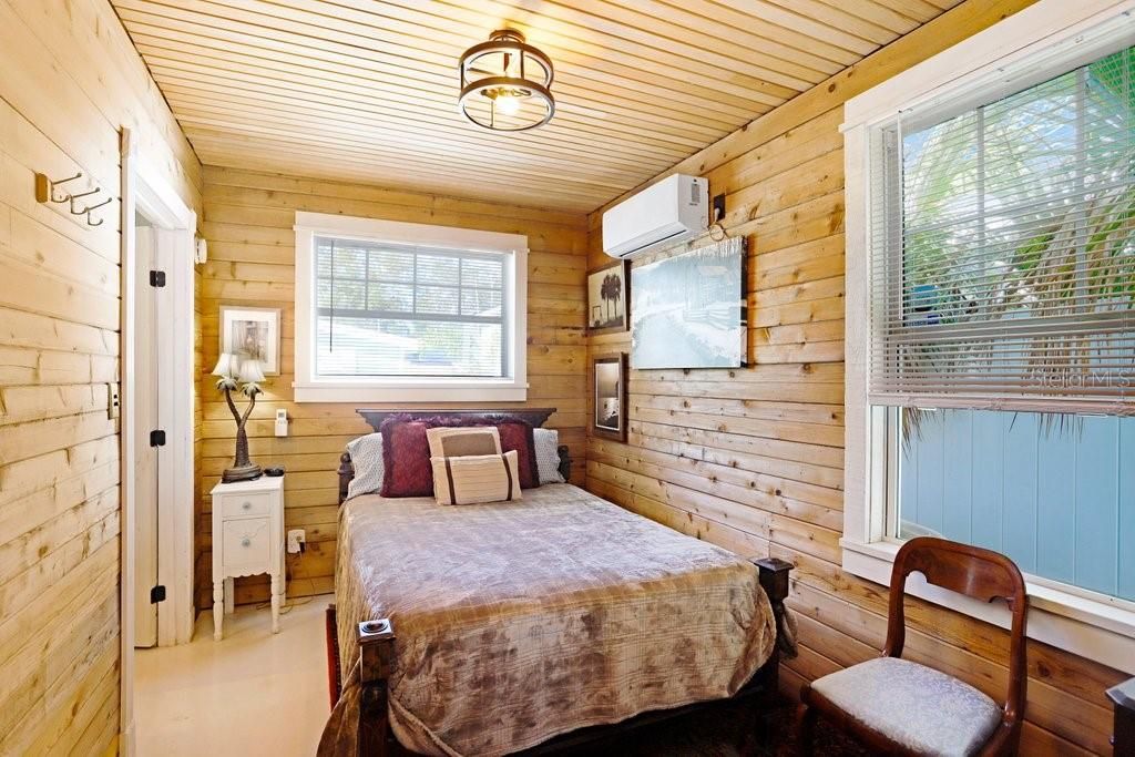 For Sale: $899,900 (4 beds, 5 baths, 3374 Square Feet)