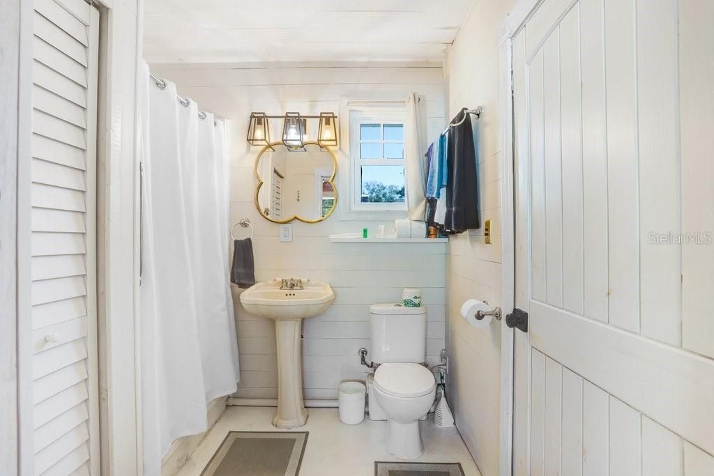 For Sale: $899,900 (4 beds, 5 baths, 3374 Square Feet)