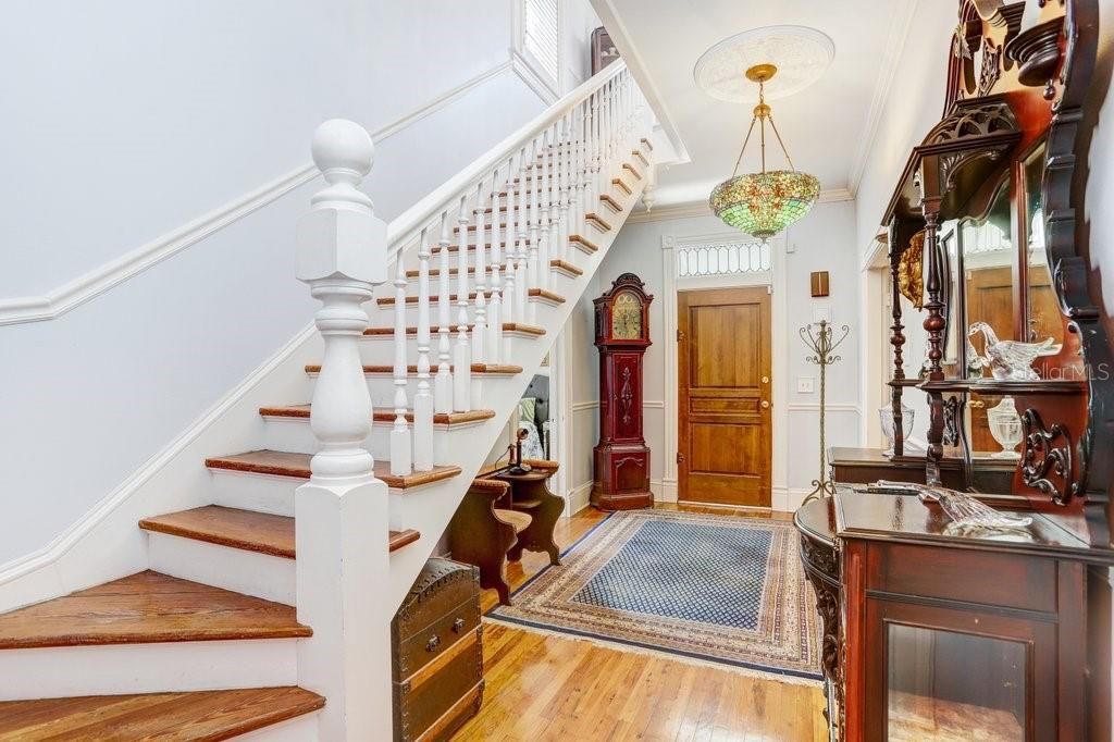 For Sale: $899,900 (4 beds, 5 baths, 3374 Square Feet)