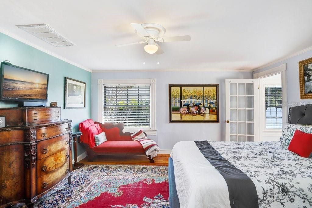 For Sale: $899,900 (4 beds, 5 baths, 3374 Square Feet)