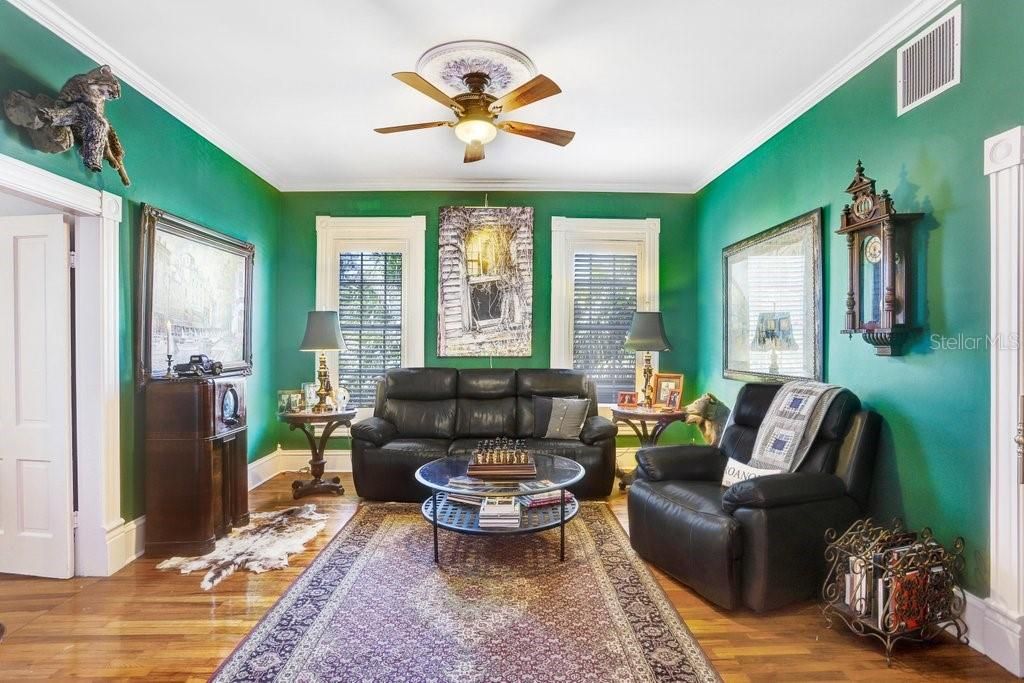 For Sale: $899,900 (4 beds, 5 baths, 3374 Square Feet)