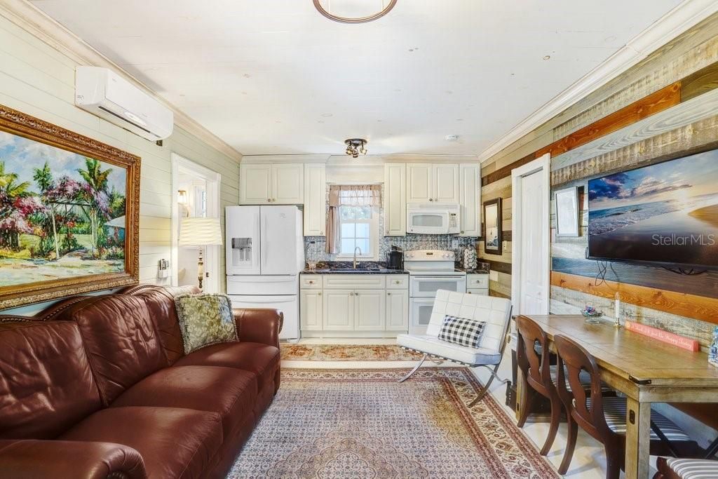 For Sale: $899,900 (4 beds, 5 baths, 3374 Square Feet)