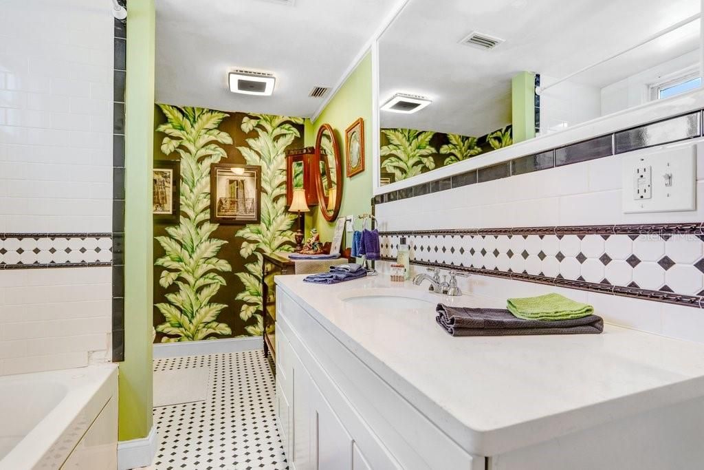 For Sale: $899,900 (4 beds, 5 baths, 3374 Square Feet)