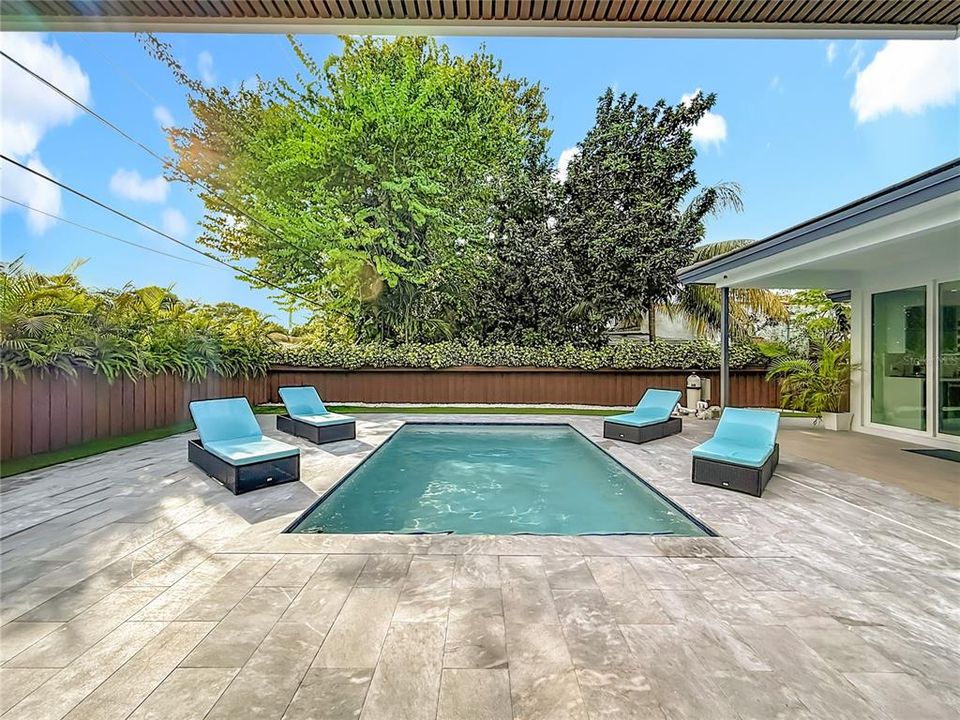 For Sale: $1,890,000 (3 beds, 1 baths, 3144 Square Feet)