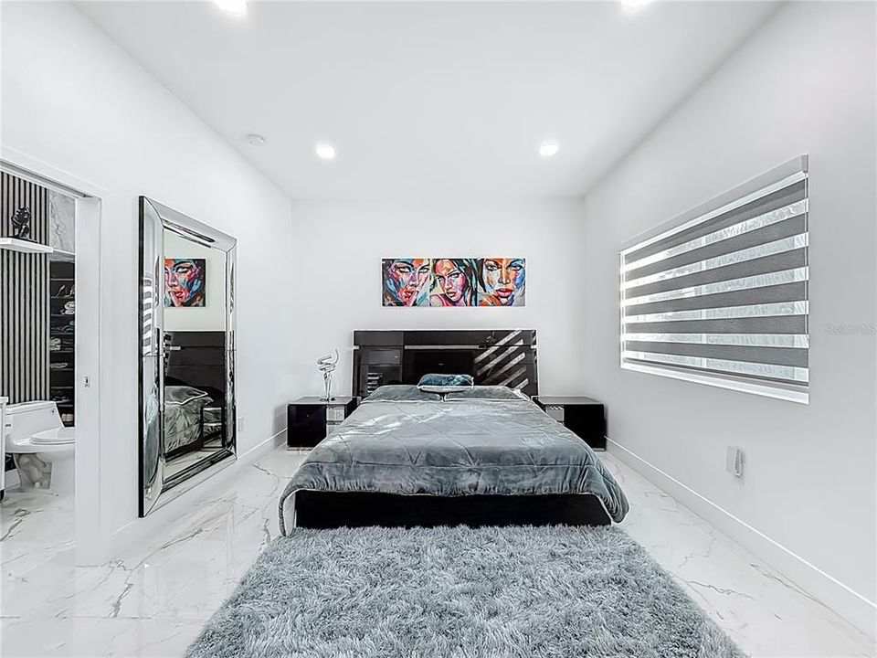 For Sale: $1,890,000 (3 beds, 1 baths, 3144 Square Feet)