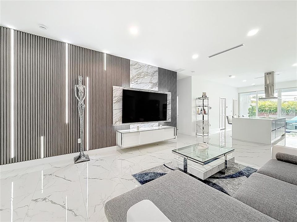 For Sale: $1,890,000 (3 beds, 1 baths, 3144 Square Feet)