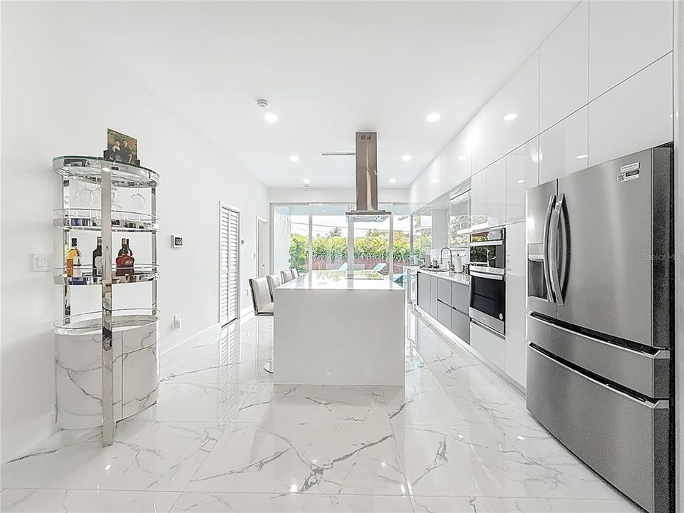 For Sale: $1,890,000 (3 beds, 1 baths, 3144 Square Feet)