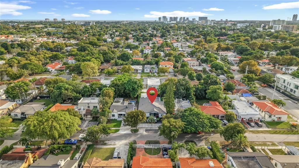 For Sale: $1,890,000 (3 beds, 1 baths, 3144 Square Feet)