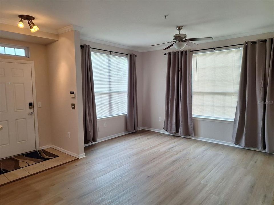 En Renta: $1,695 (2 camas, 2 baños, 1112 Pies cuadrados)