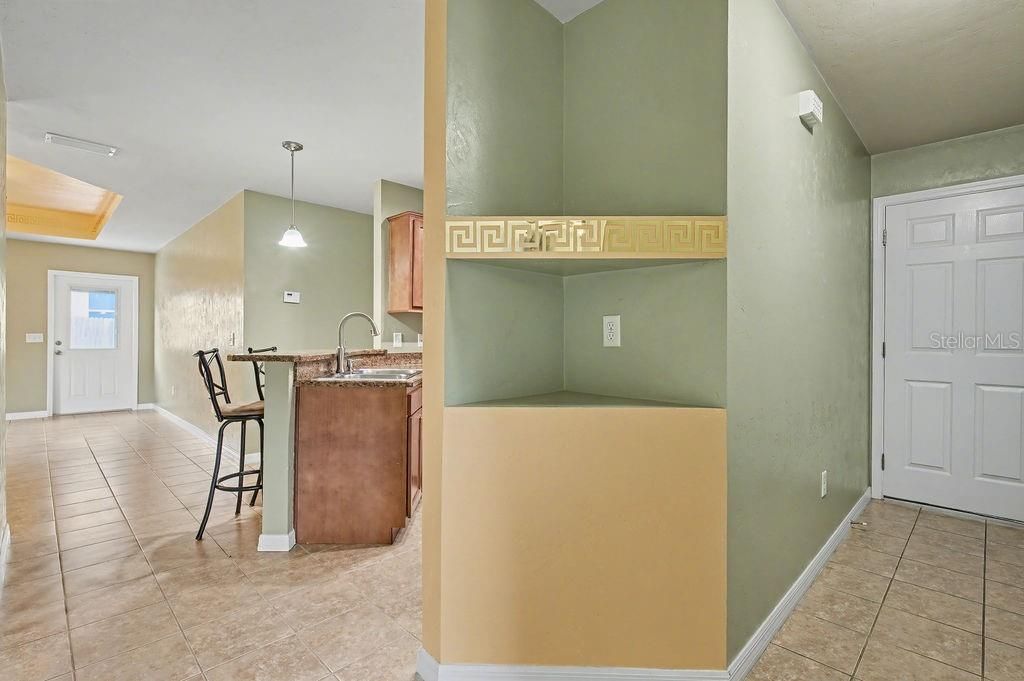 For Sale: $255,000 (3 beds, 2 baths, 1233 Square Feet)