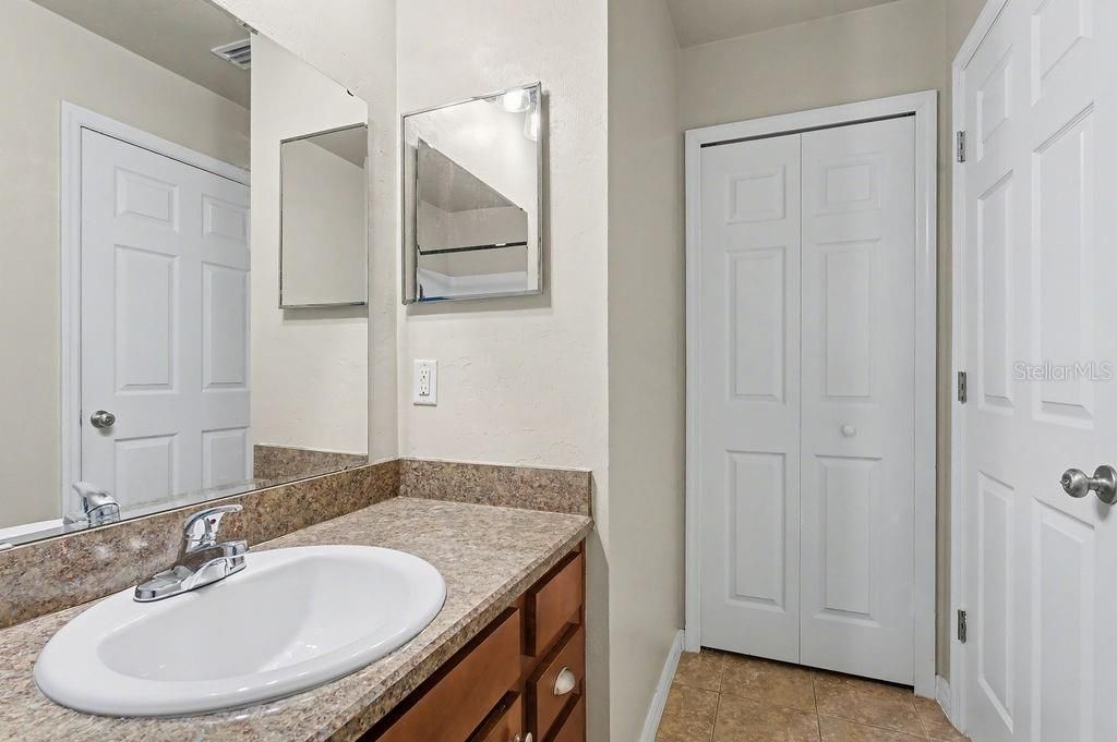 For Sale: $255,000 (3 beds, 2 baths, 1233 Square Feet)