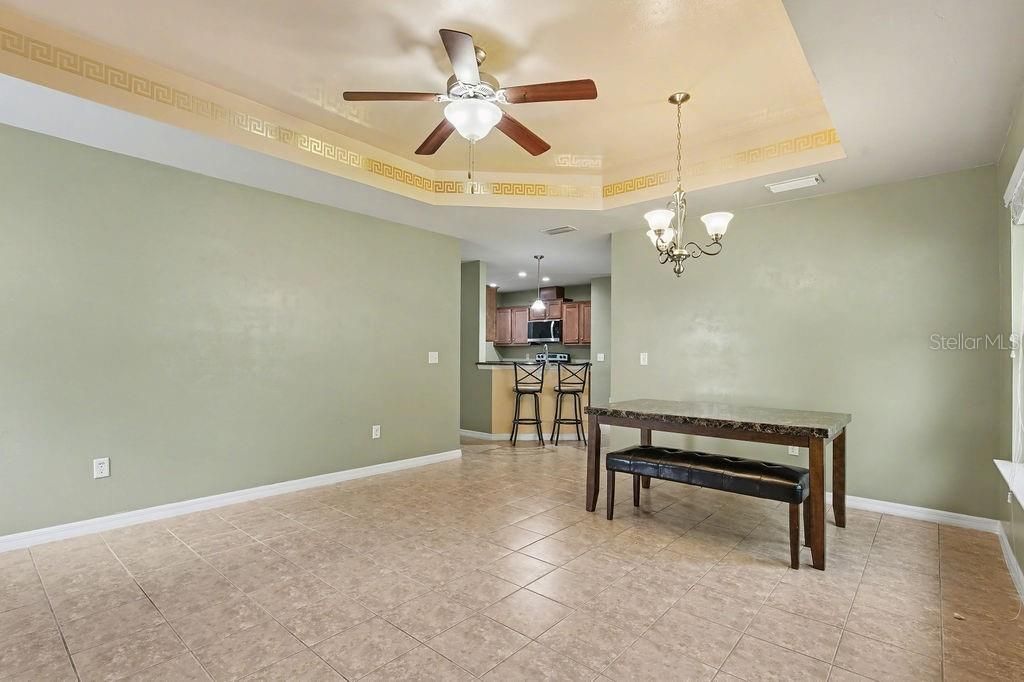 For Sale: $255,000 (3 beds, 2 baths, 1233 Square Feet)