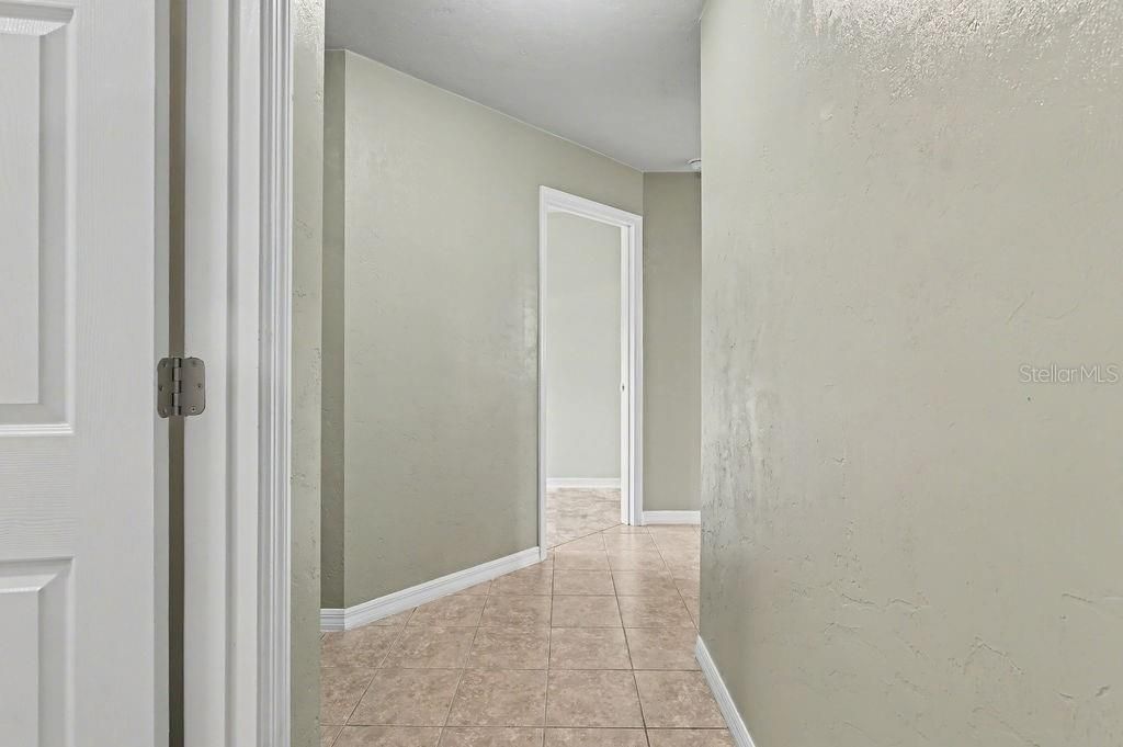 For Sale: $255,000 (3 beds, 2 baths, 1233 Square Feet)